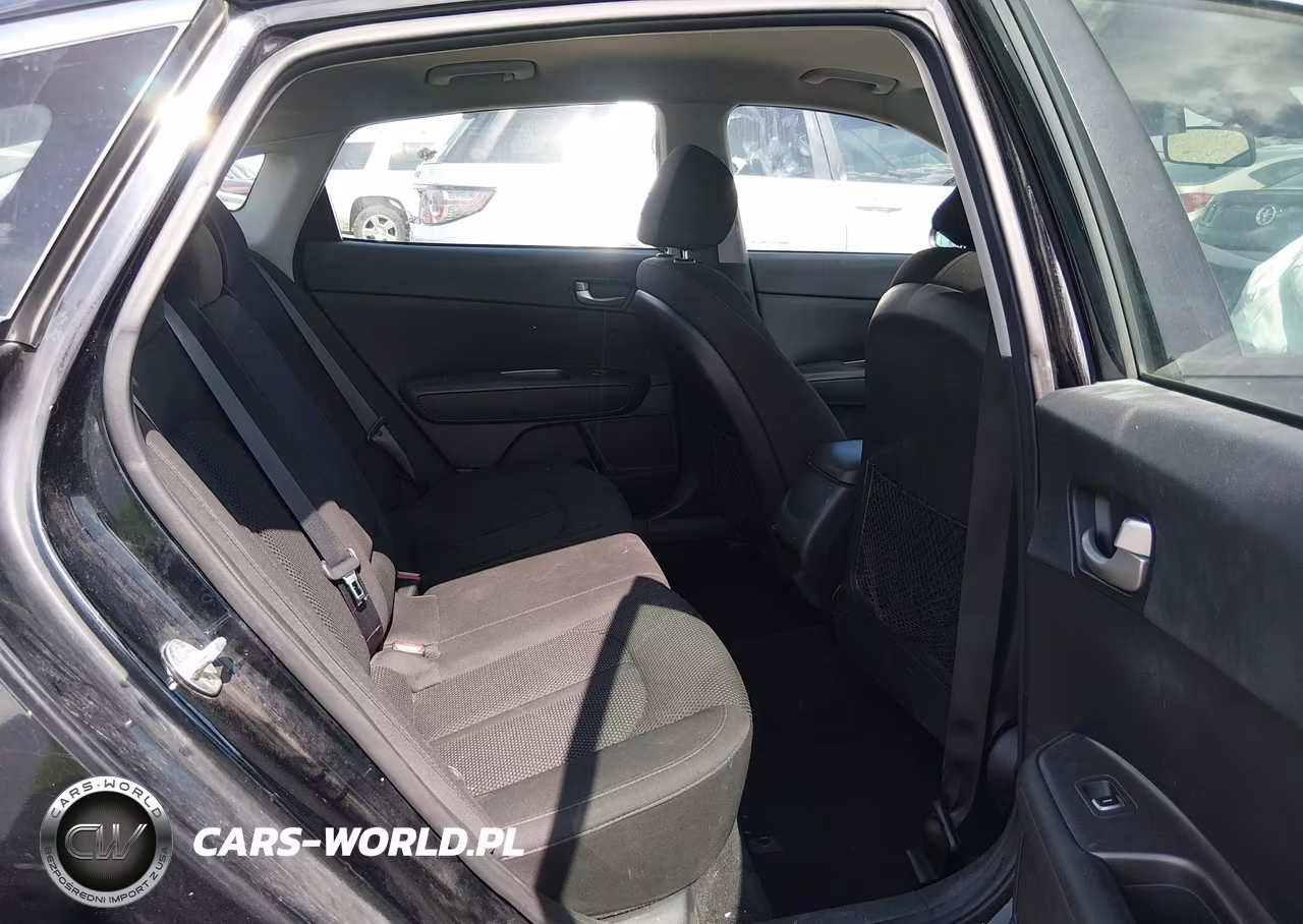 2019 Kia Optima Lx VIN:5XXGT4L39KG341353 - 8