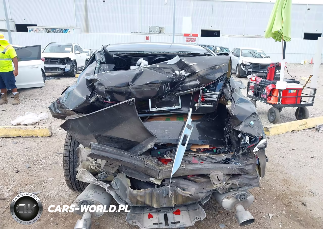 2017 Honda Accord Sport Se VIN:1HGCR2F16HA018069 - 16
