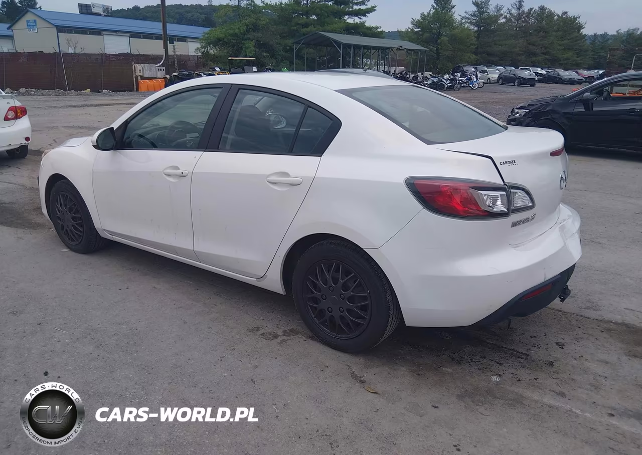 2011 Mazda Mazda3 I Sport VIN:JM1BL1UGXB1476427 - 3
