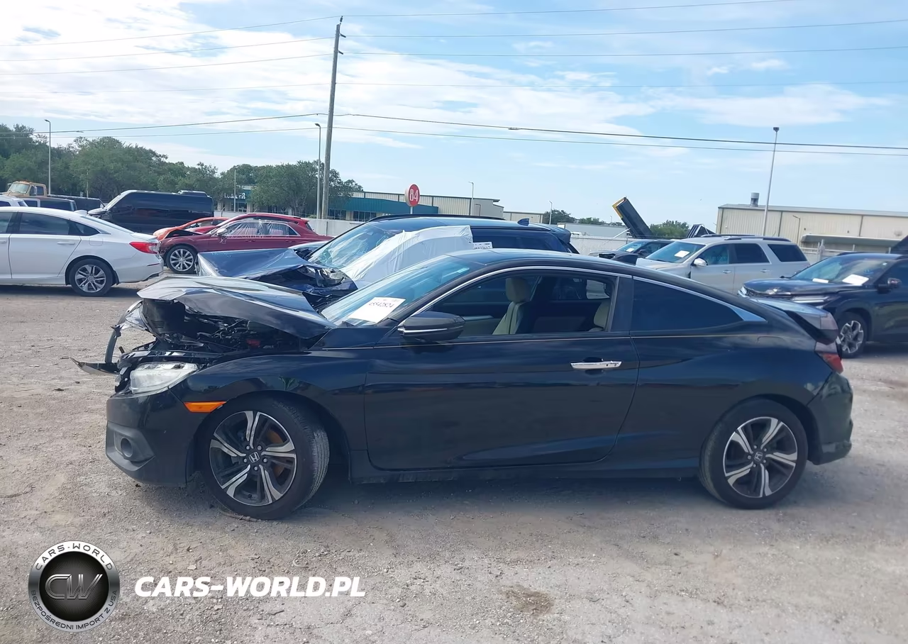 2017 Honda Civic Touring VIN:2HGFC3B97HH351172 - 13
