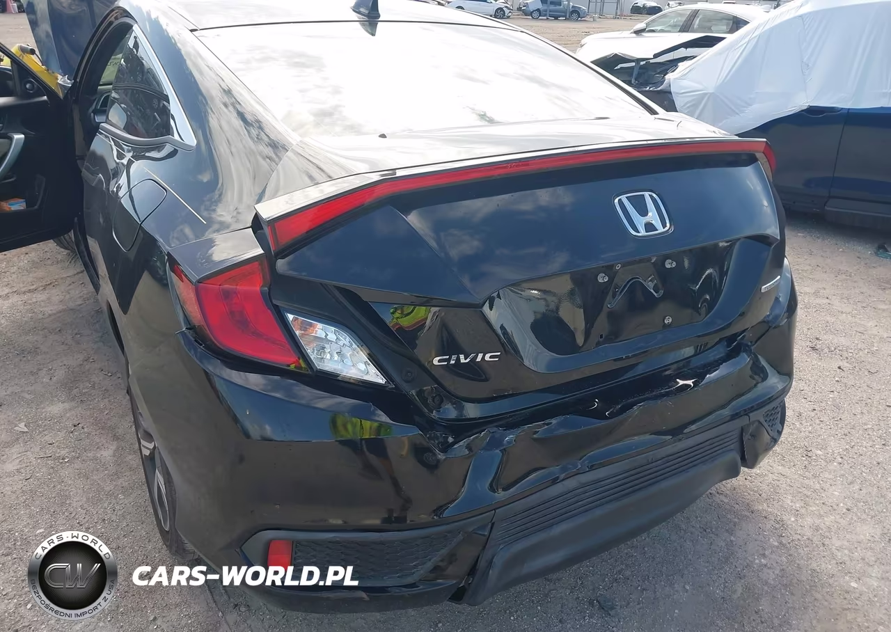 2017 Honda Civic Touring VIN:2HGFC3B97HH351172 - 6