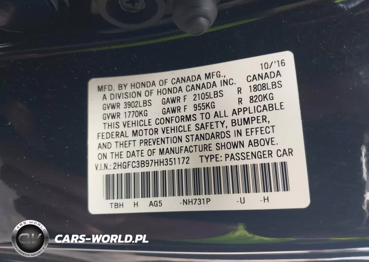 2017 Honda Civic Touring VIN:2HGFC3B97HH351172 - 9