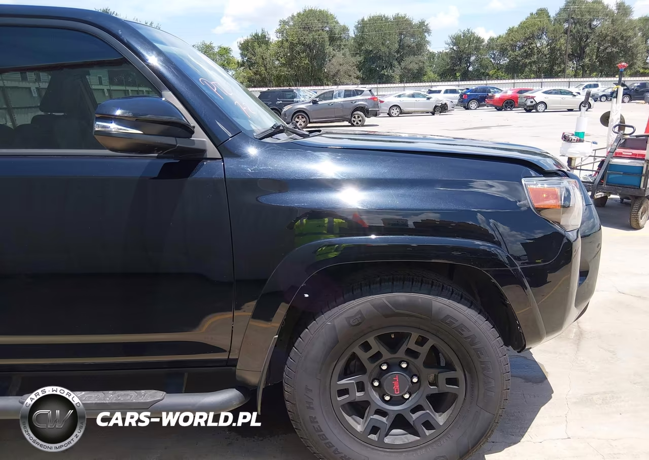 2023 Toyota 4Runner Sr5 Premium VIN:JTEFU5JR2P5291702 - 18