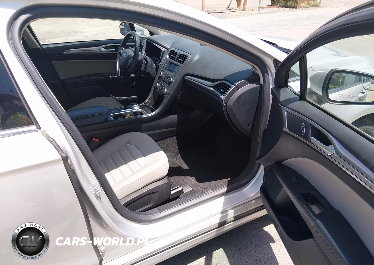 2018 Ford Fusion Hybrid S VIN:3FA6P0UU6JR271543 - 5