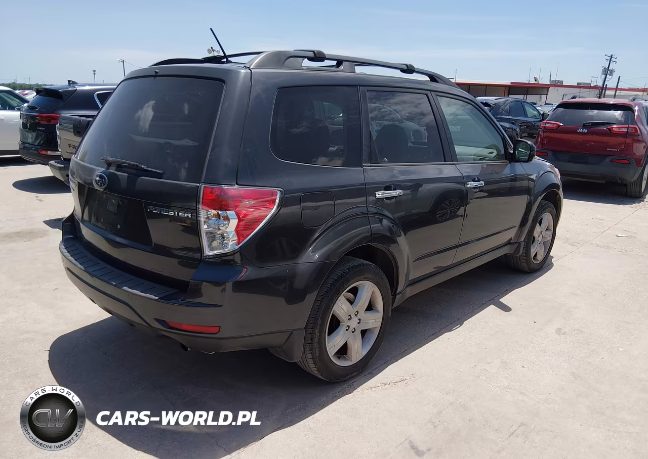 2010 Subaru Forester 2.5X Premium VIN:JF2SH6CC2AH710063 - 4