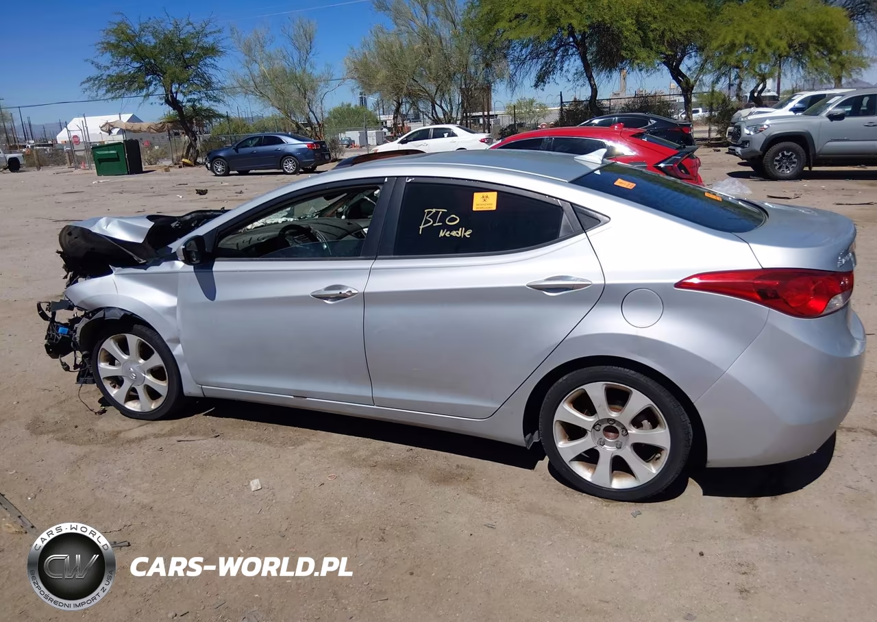 2013 Hyundai Elantra Limited VIN:KMHDH4AE2DU746696 - 13