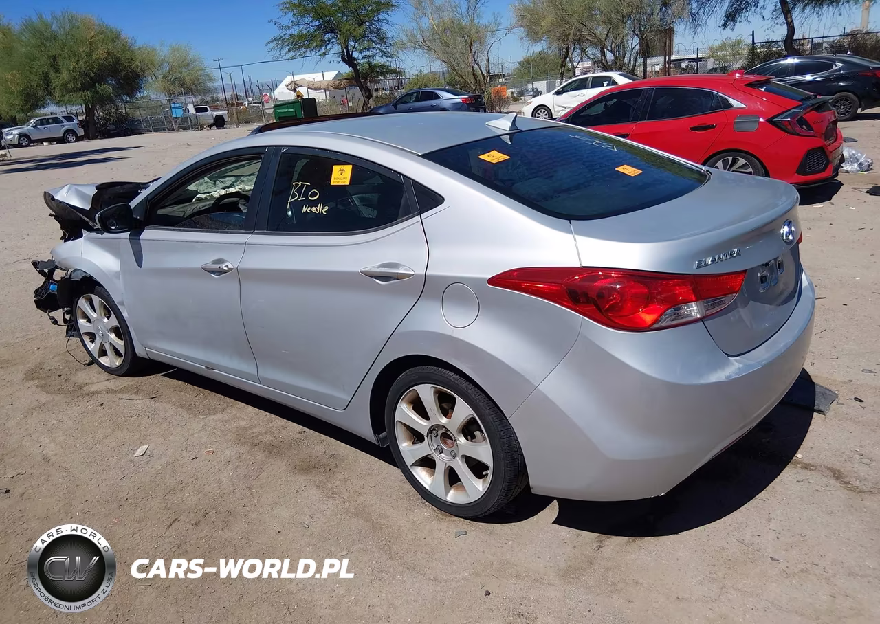 2013 Hyundai Elantra Limited VIN:KMHDH4AE2DU746696 - 3