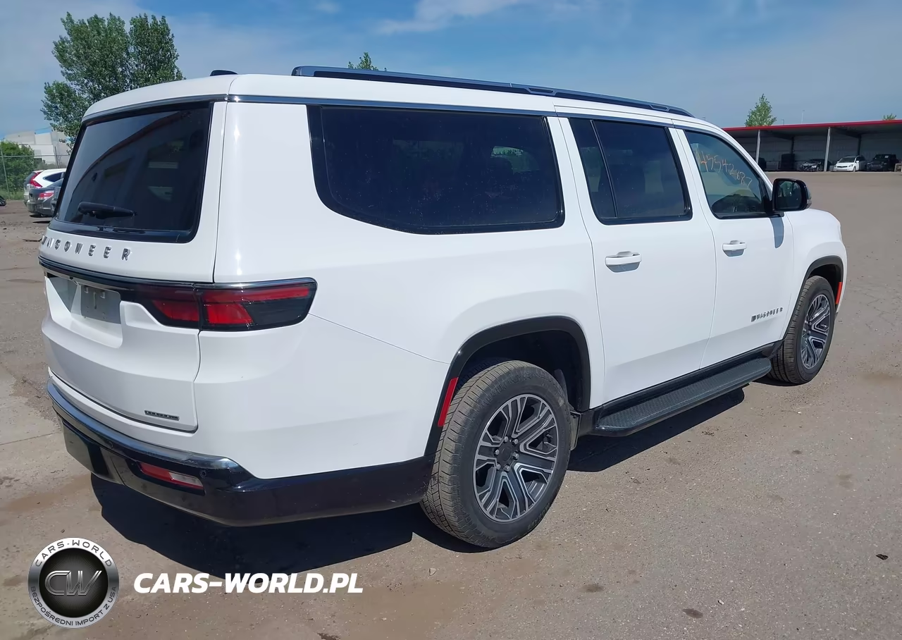 2024 Jeep Wagoneer L Series Ii 4X4 VIN:1C4SJSBP6RS172918 - 4