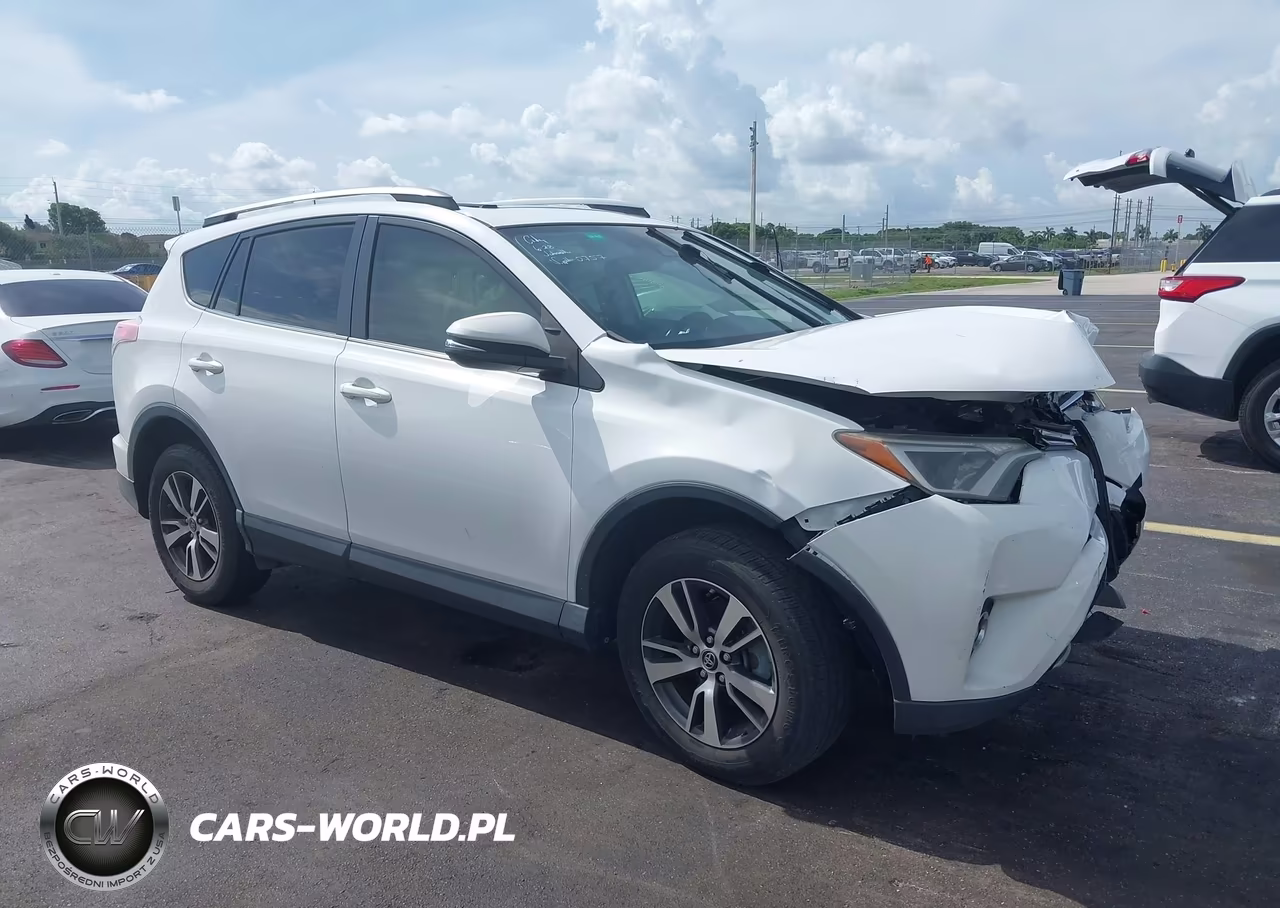2018 Toyota Rav4 Xle – zdjęcie 1 z 15