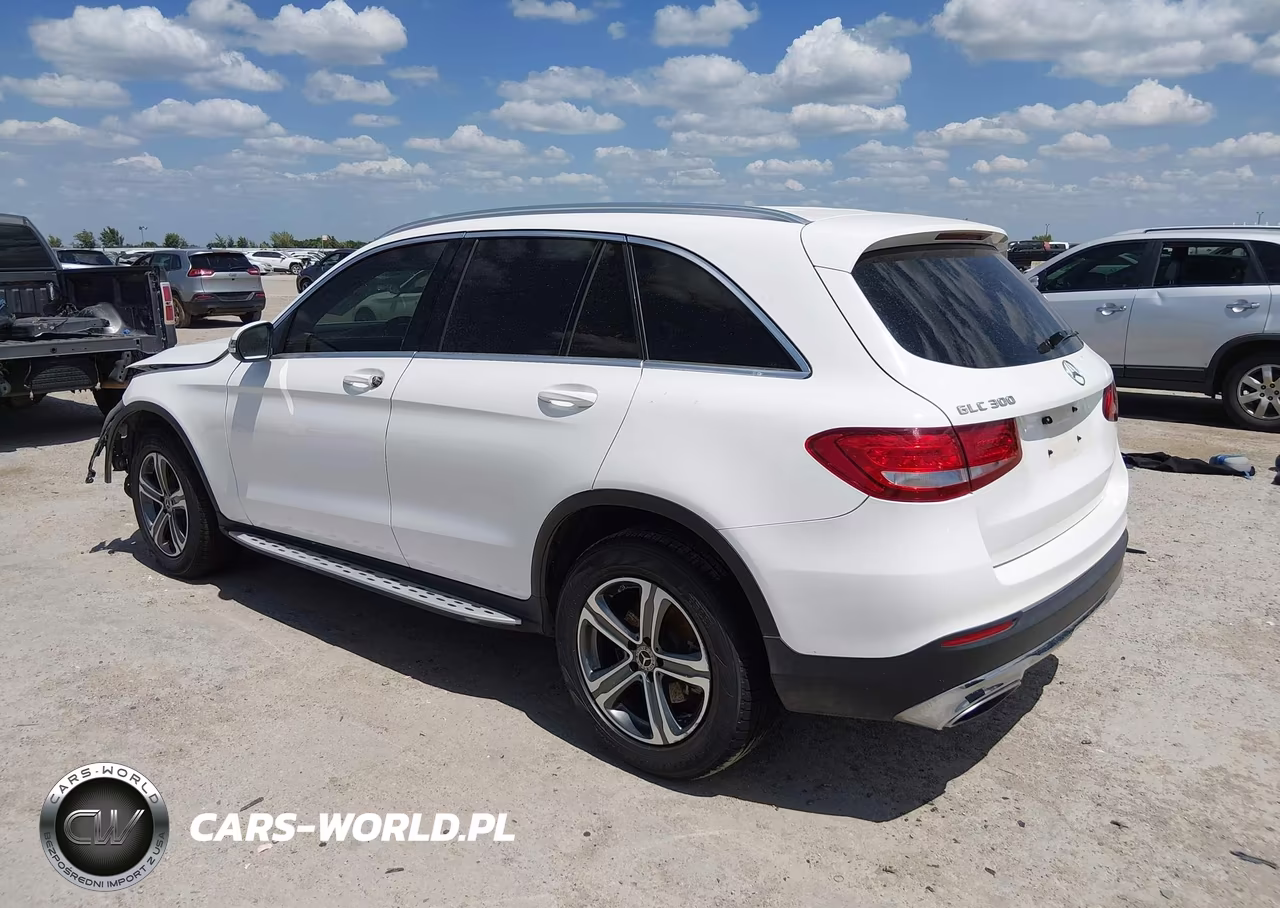 2018 Mercedes-Benz Glc 300 VIN:WDC0G4JB0JV056246 - 3