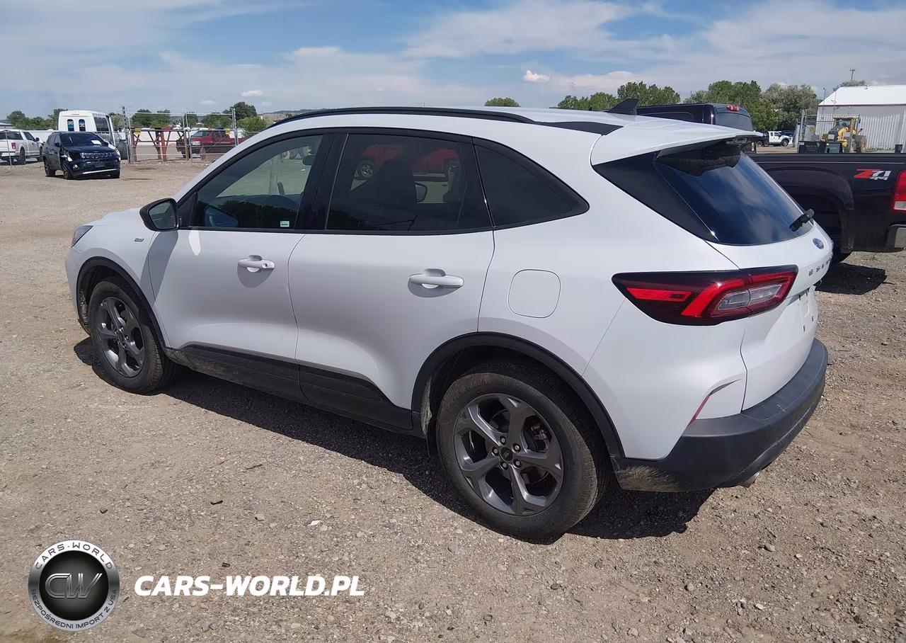 2025 Ford Escape St-Line VIN:1FMCU0MN3SUA10617 - 3