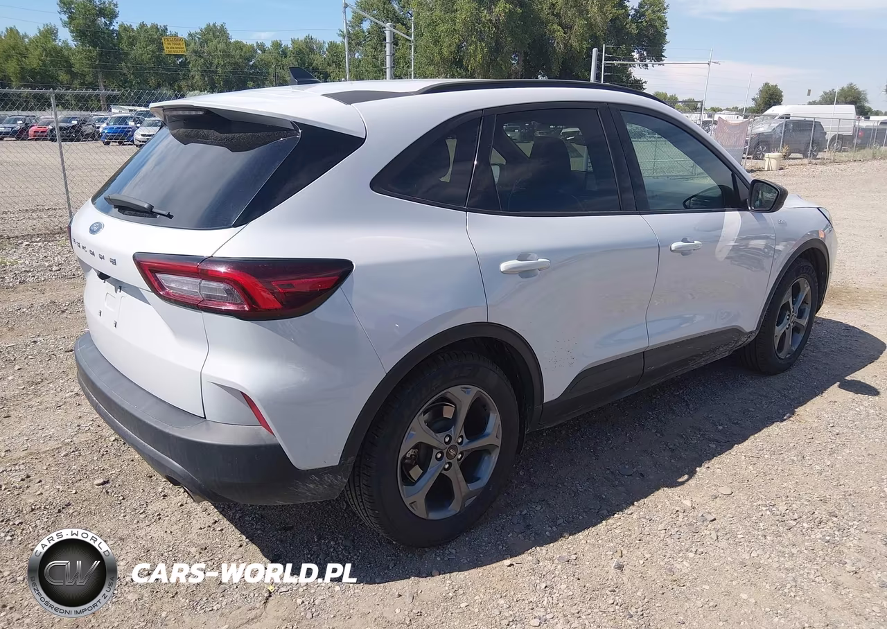 2025 Ford Escape St-Line VIN:1FMCU0MN3SUA10617 - 4