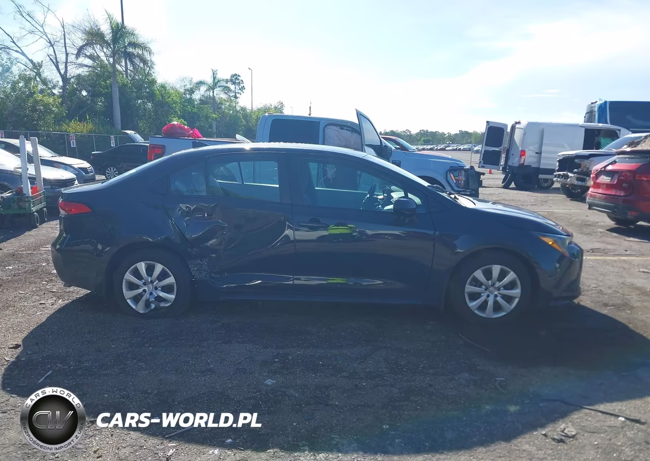 2025 Toyota Corolla Le VIN:5YFB4MDE7SP253626 - 13