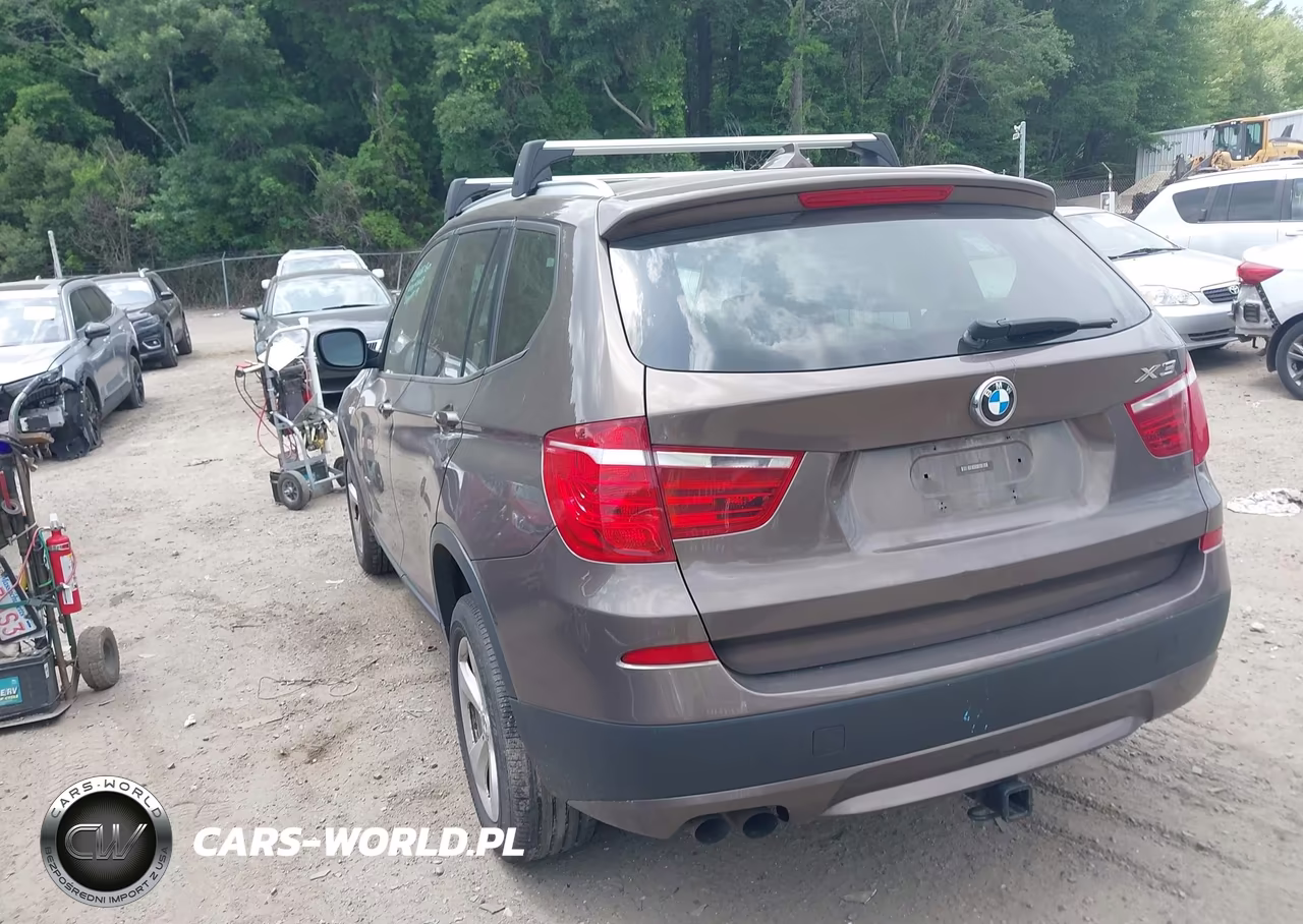2011 BMW X3 xDrive28I VIN:5UXWX5C56BL708733 - 3