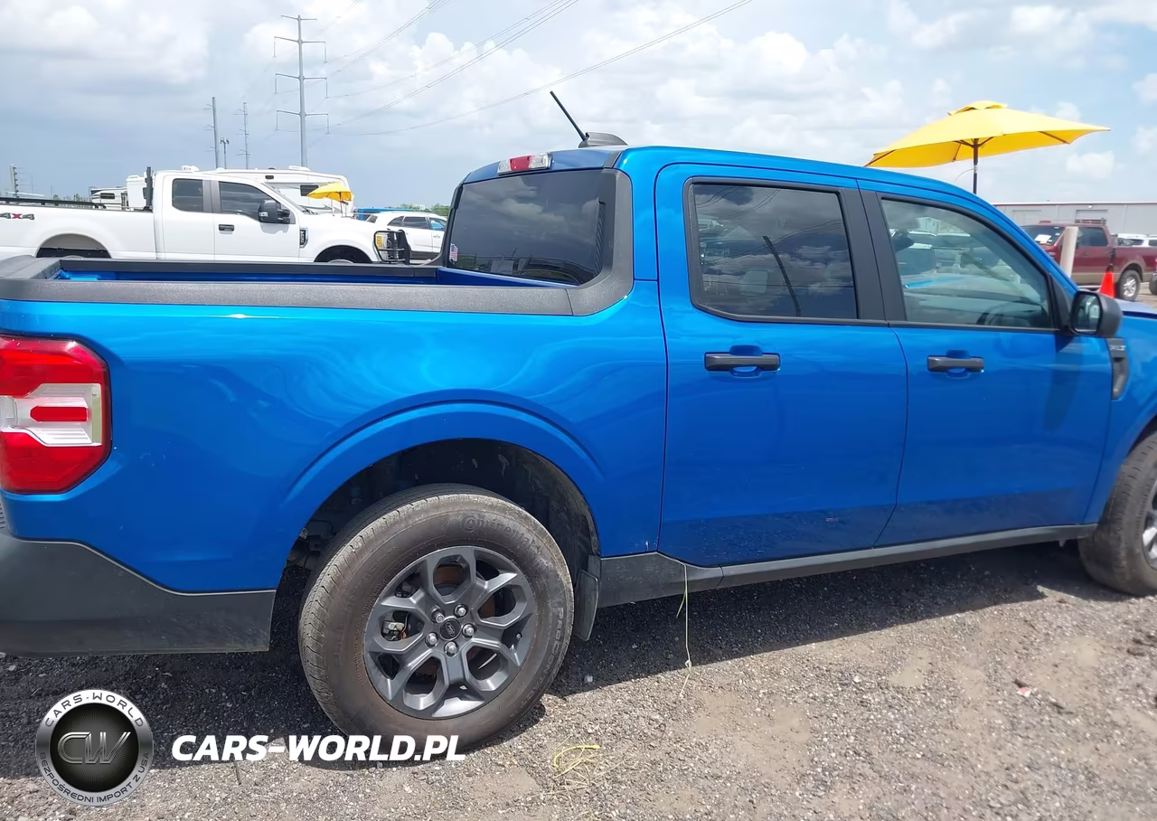 2025 Ford Maverick Xlt VIN:3FTTW8JA4SRA24368 - 12