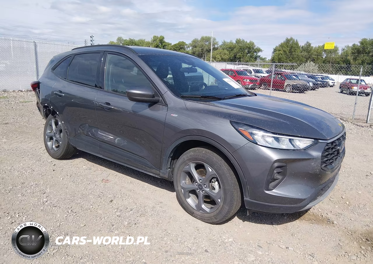 2025 Ford Escape St-Line Select – zdjęcie 1 z 18