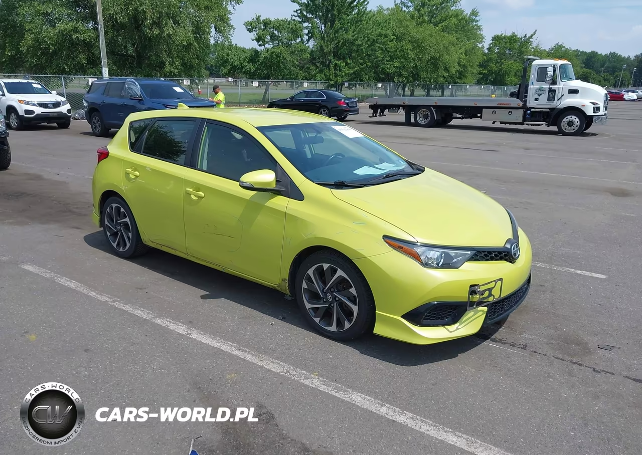 2016 Scion Im – zdjęcie 1 z 16