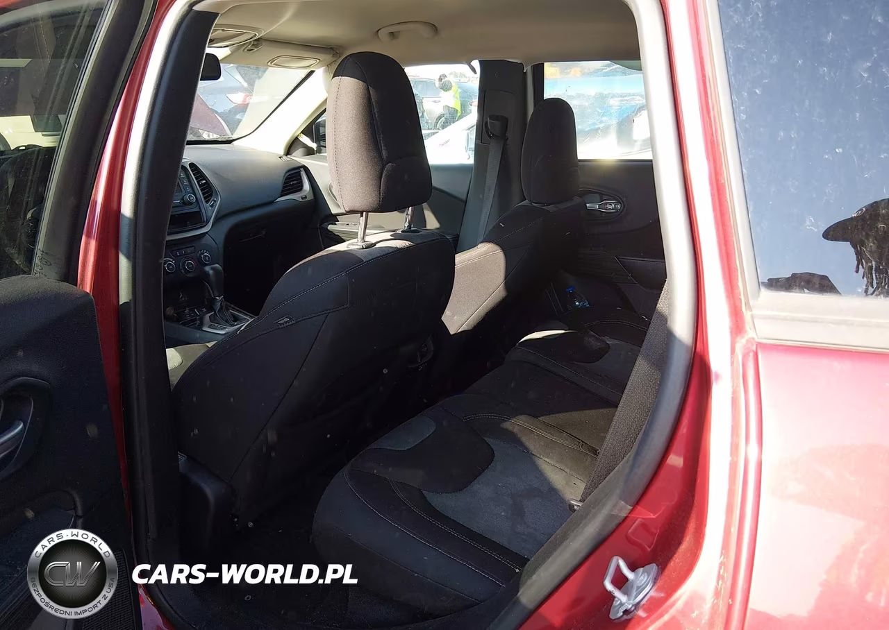2016 Jeep Cherokee Sport VIN:1C4PJLAB1GW171778 - 8