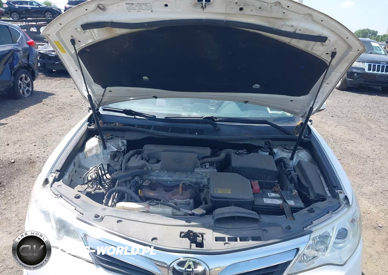 2012 Toyota Camry Le VIN:4T1BF1FK5CU556089 - 10