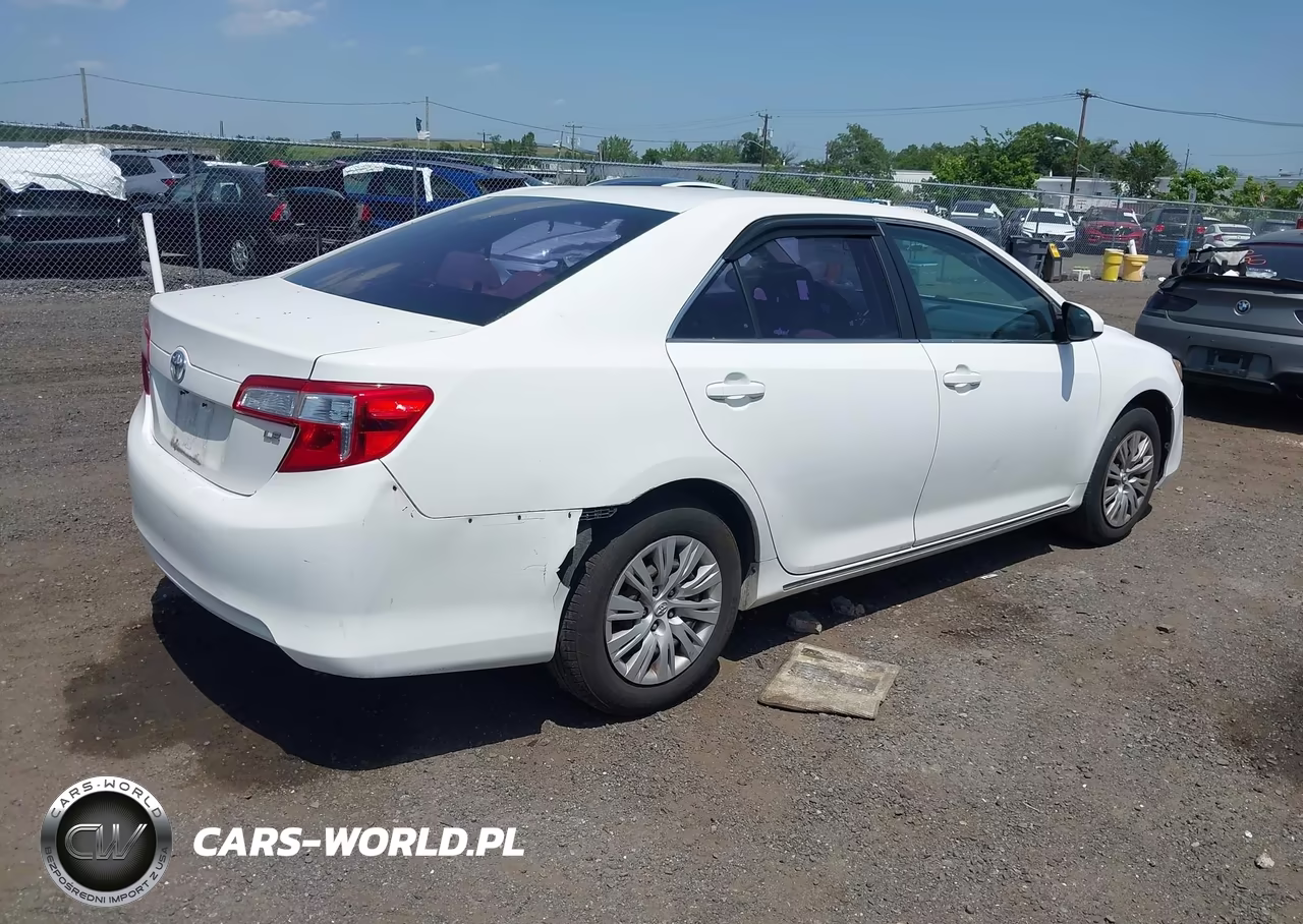 2012 Toyota Camry Le VIN:4T1BF1FK5CU556089 - 4