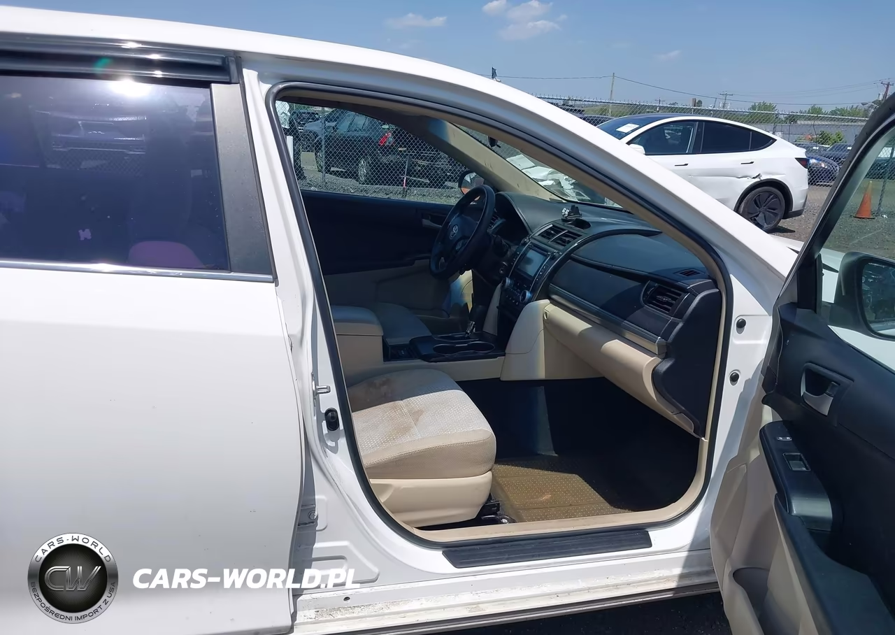 2012 Toyota Camry Le VIN:4T1BF1FK5CU556089 - 5