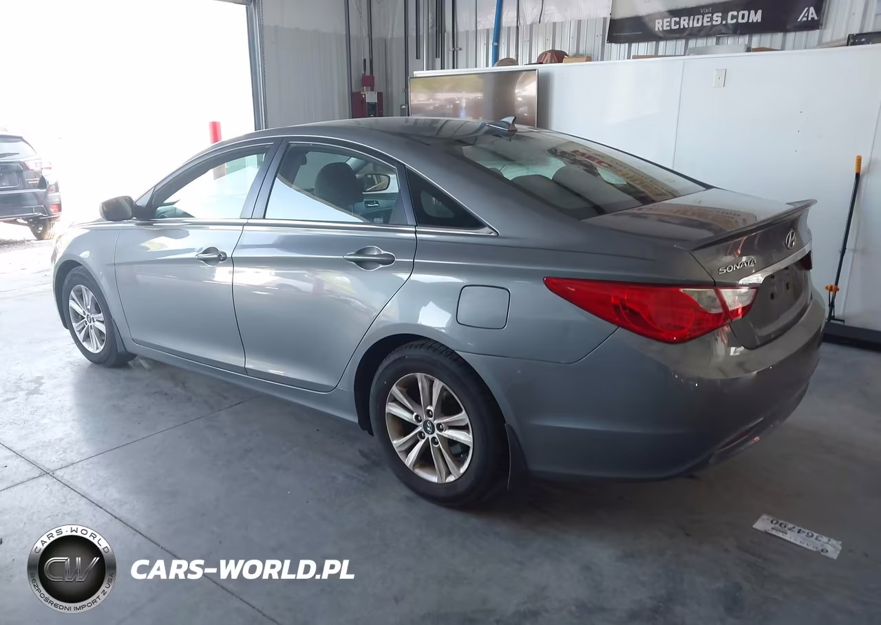 2013 Hyundai Sonata Gls VIN:5NPEB4AC5DH561884 - 3