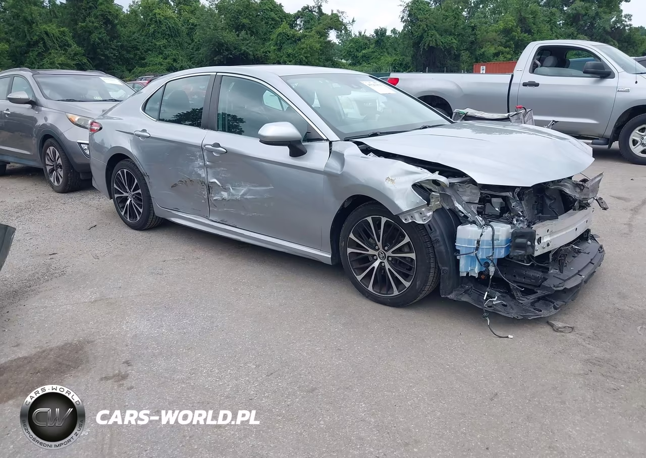 2020 Toyota Camry Se