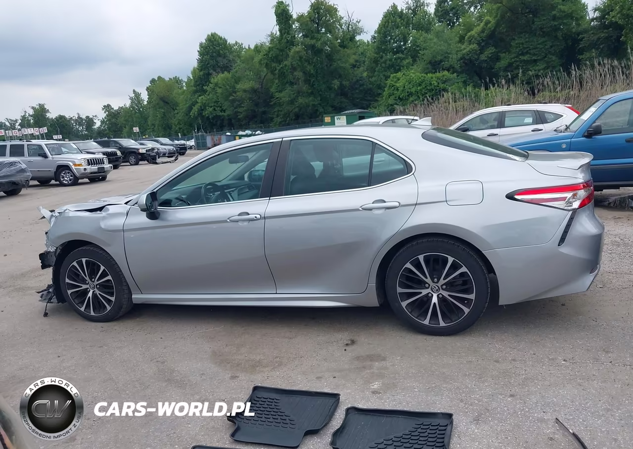 2020 Toyota Camry Se VIN:4T1G11AK0LU926165 - 15
