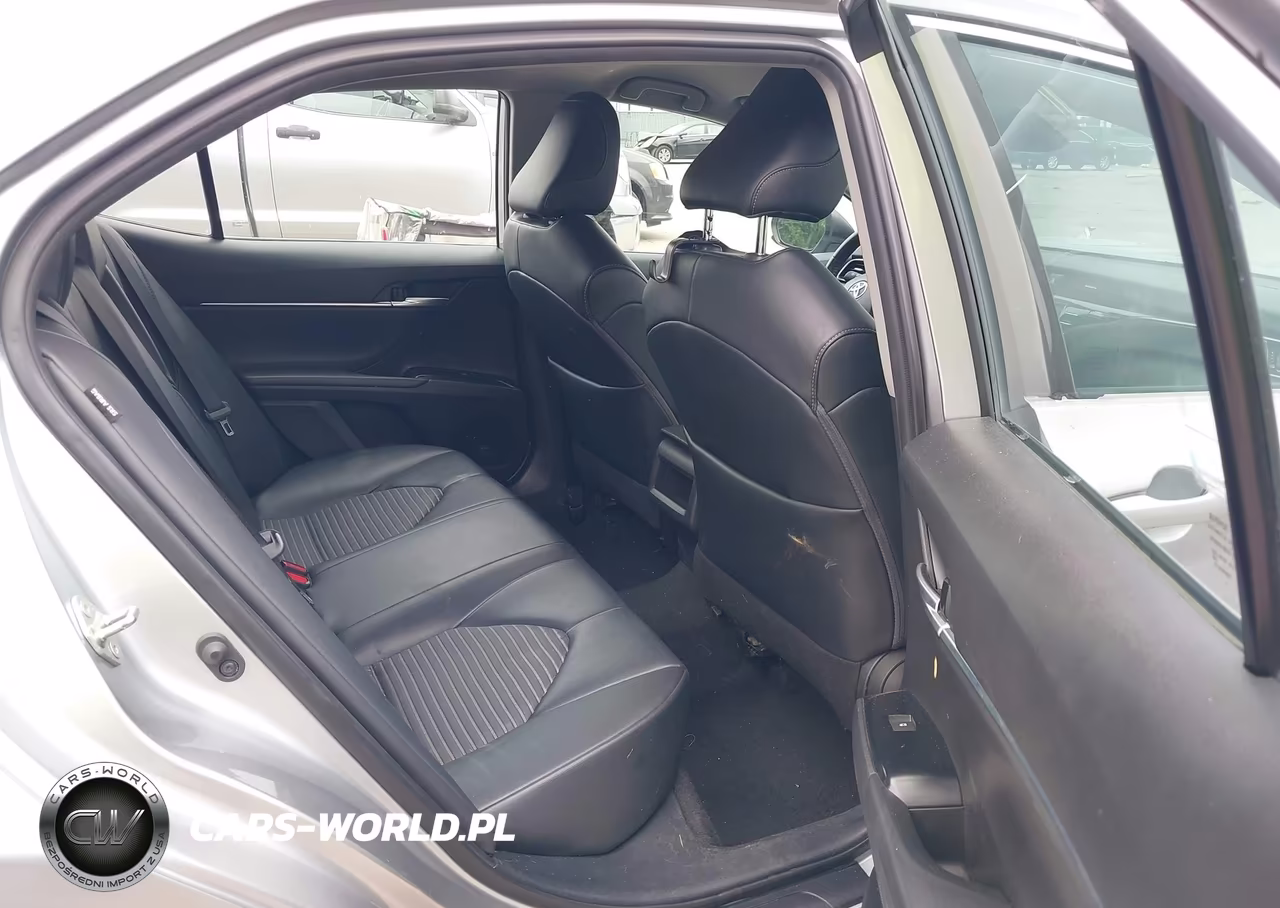 2020 Toyota Camry Se VIN:4T1G11AK0LU926165 - 8
