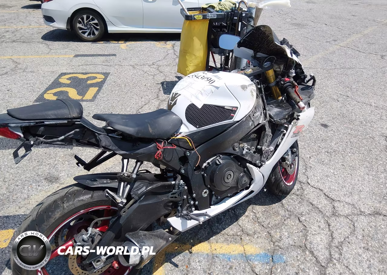 2017 Suzuki Gsx-R750 VIN:JS1GR7MA6H2101084 - 12