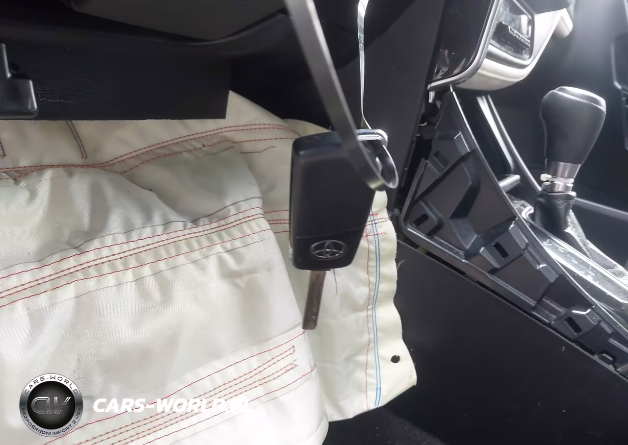 2018 Toyota Corolla Im VIN:JTNKARJE4JJ560468 - 11