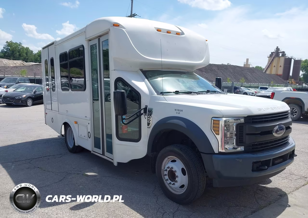 2018 Ford F-450 Chassis