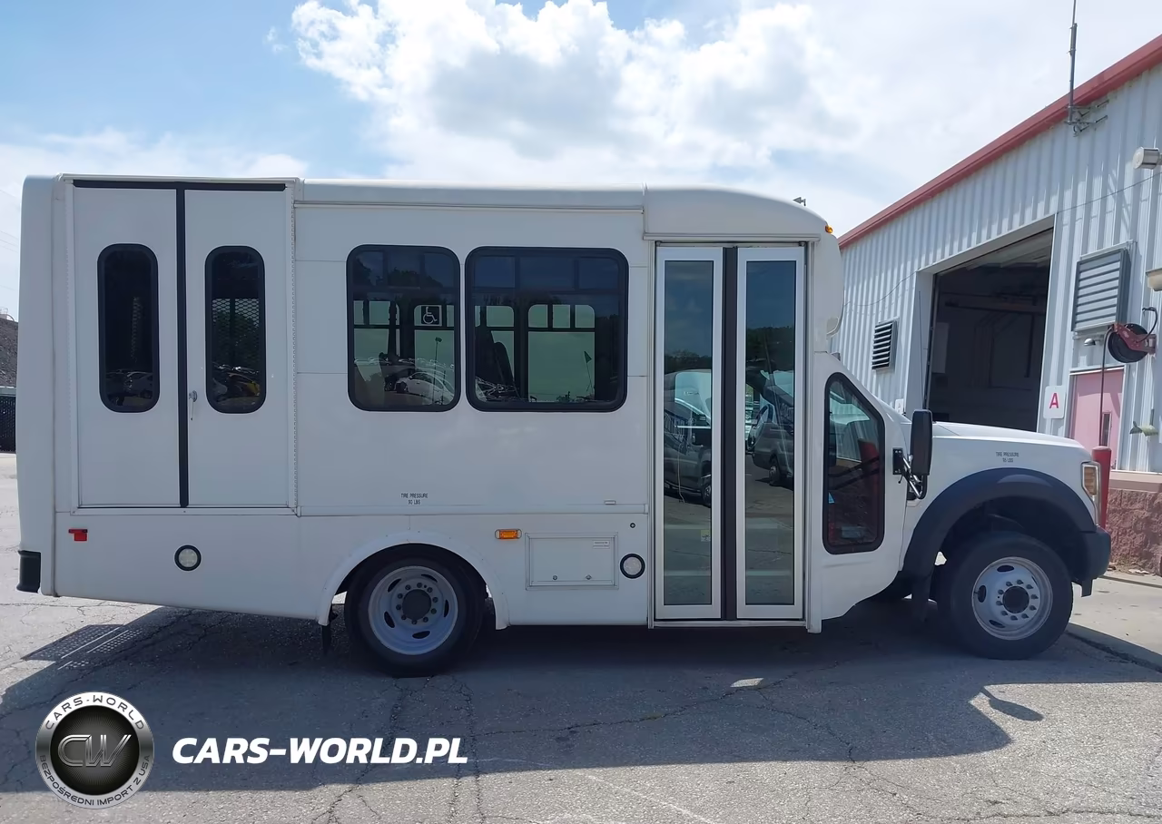 2018 Ford F-450 Chassis VIN:1FDAF4GTXJED05693 - 18