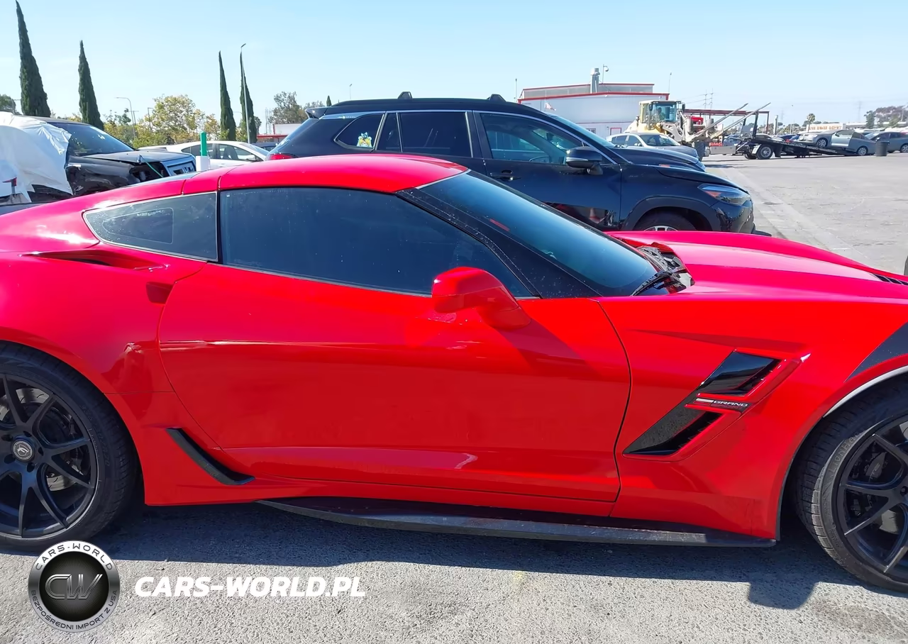2017 Chevrolet Corvette Grand Sport VIN:1G1YW2D76H5106464 - 13