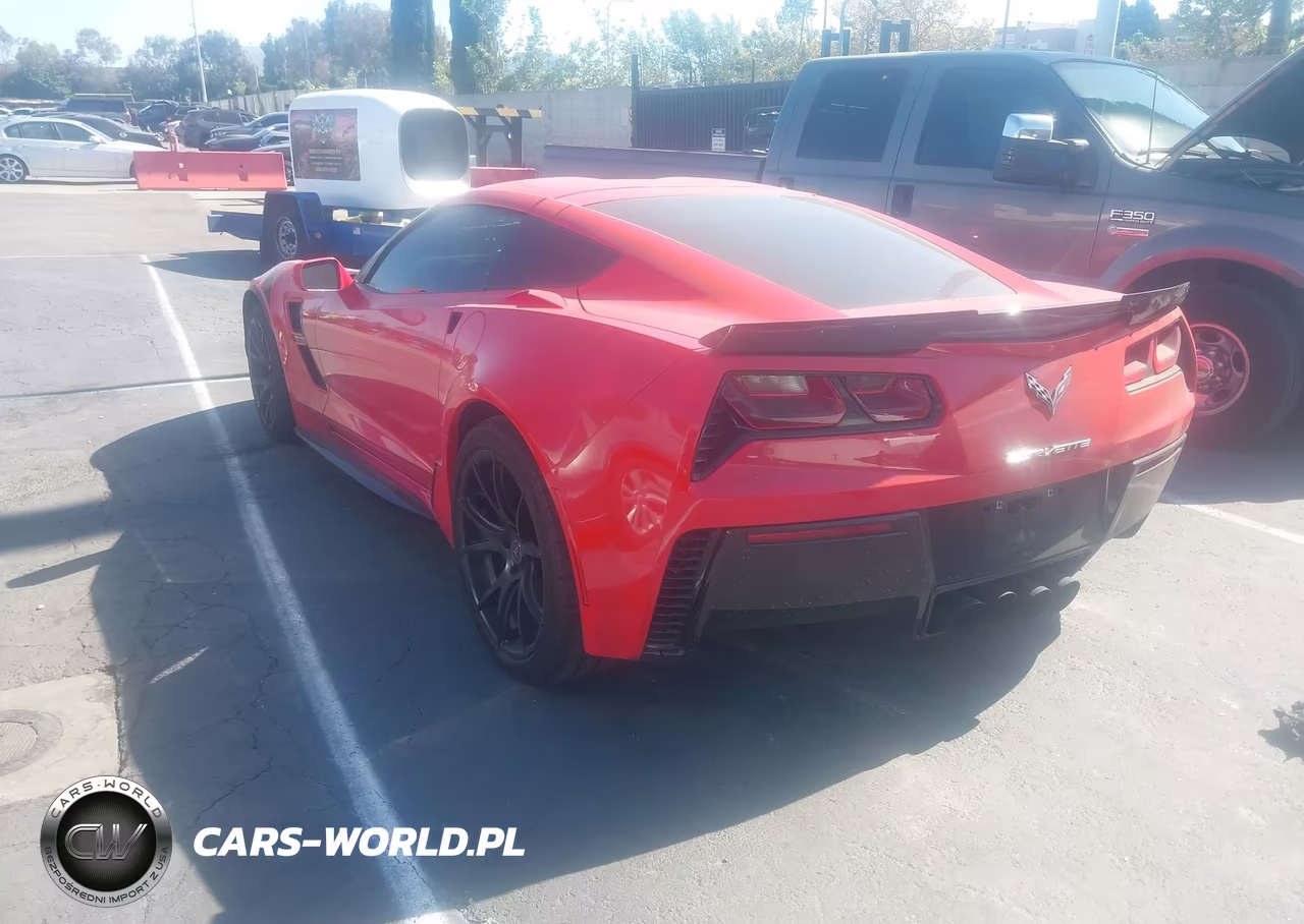 2017 Chevrolet Corvette Grand Sport VIN:1G1YW2D76H5106464 - 3