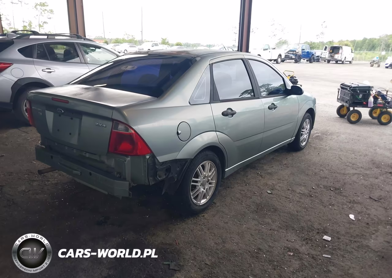 2006 Ford Focus Zx4 VIN:1FAHP34N36W128296 - 4