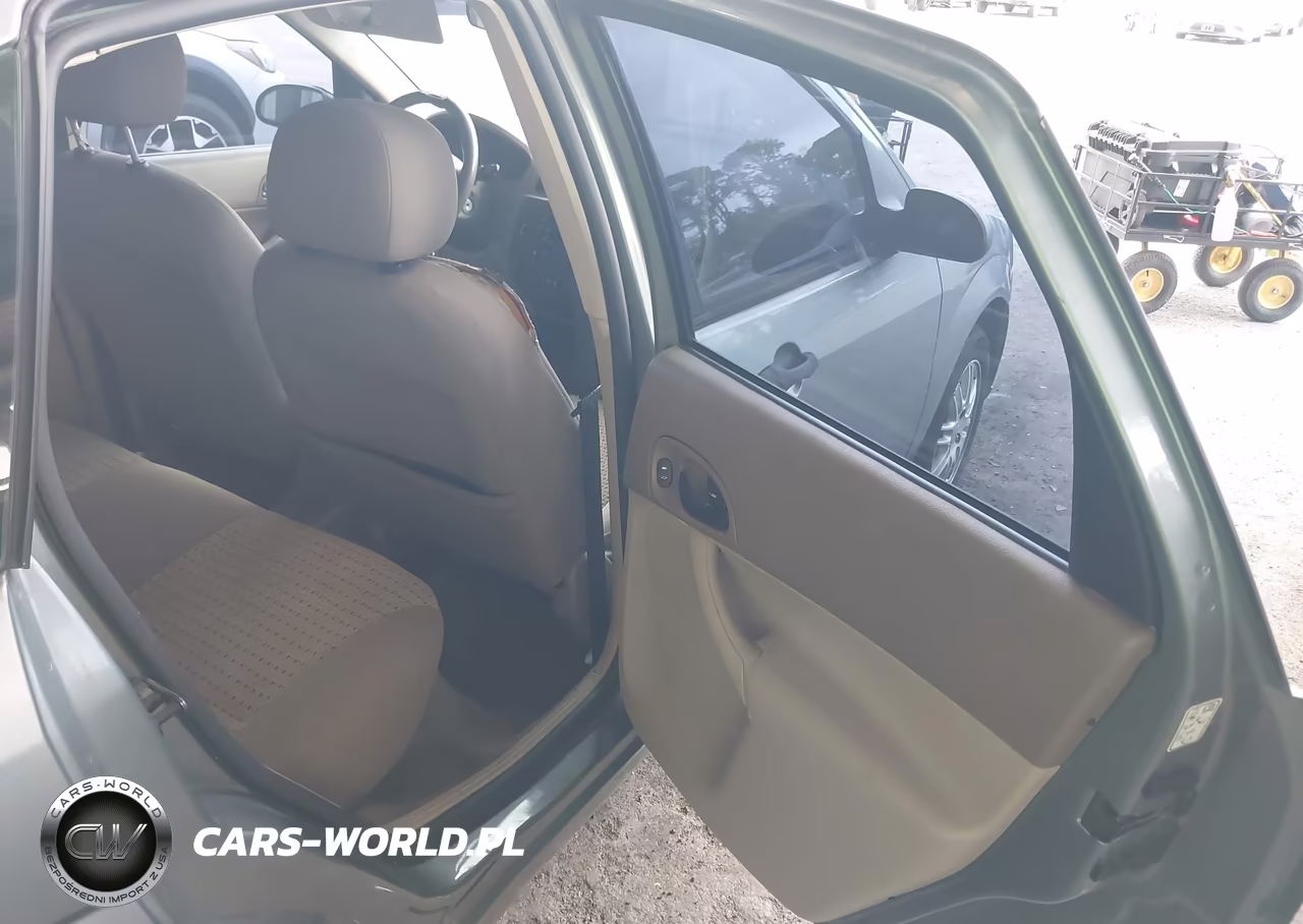 2006 Ford Focus Zx4 VIN:1FAHP34N36W128296 - 8