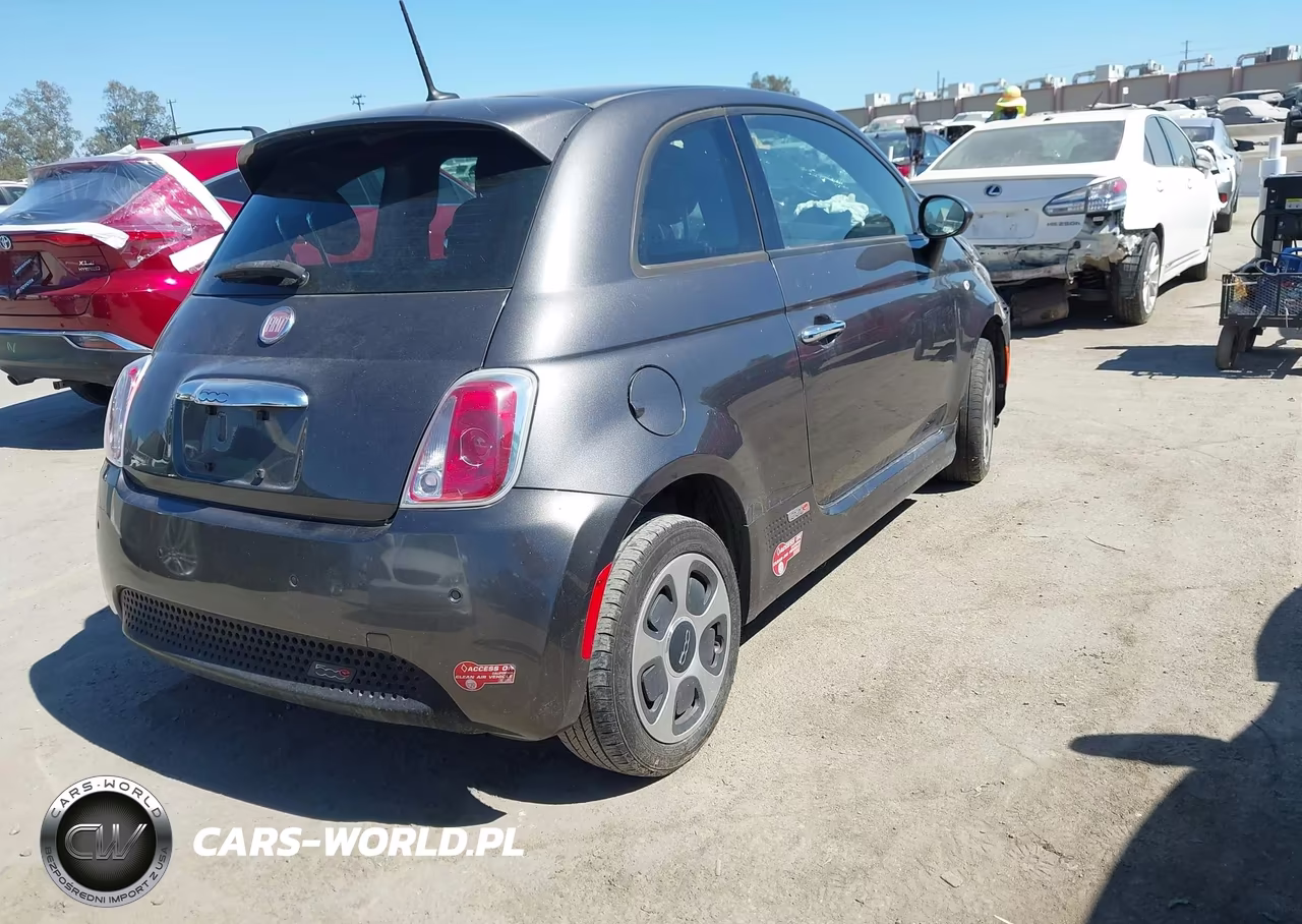 2014 Fiat 500E Battery Electric VIN:3C3CFFGEXET175872 - 4