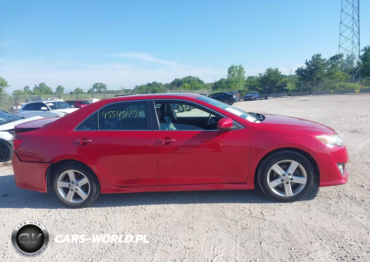 2013 Toyota Camry Se VIN:4T1BF1FK3DU677673 - 13