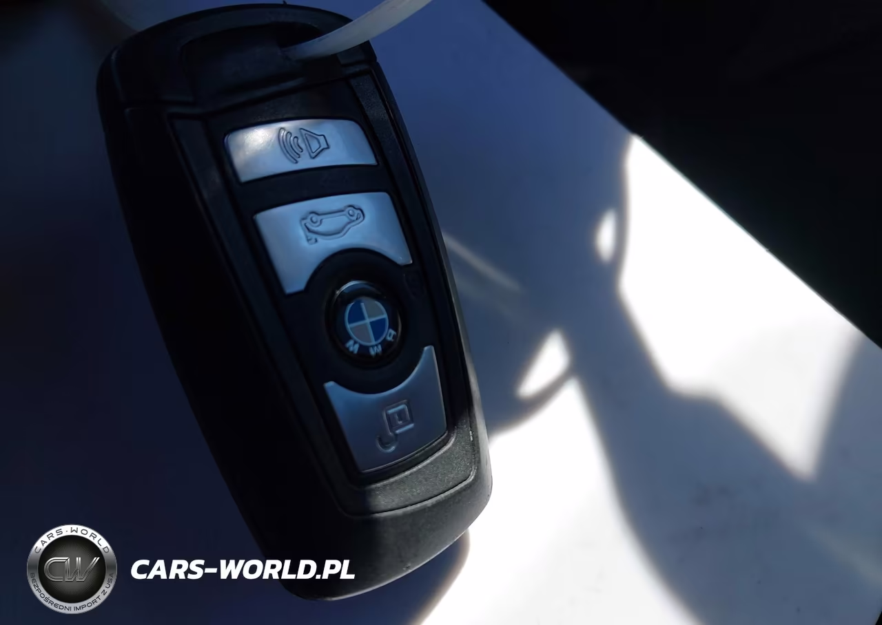 2012 BMW X3 xDrive28I VIN:5UXWX5C52CL724431 - 11