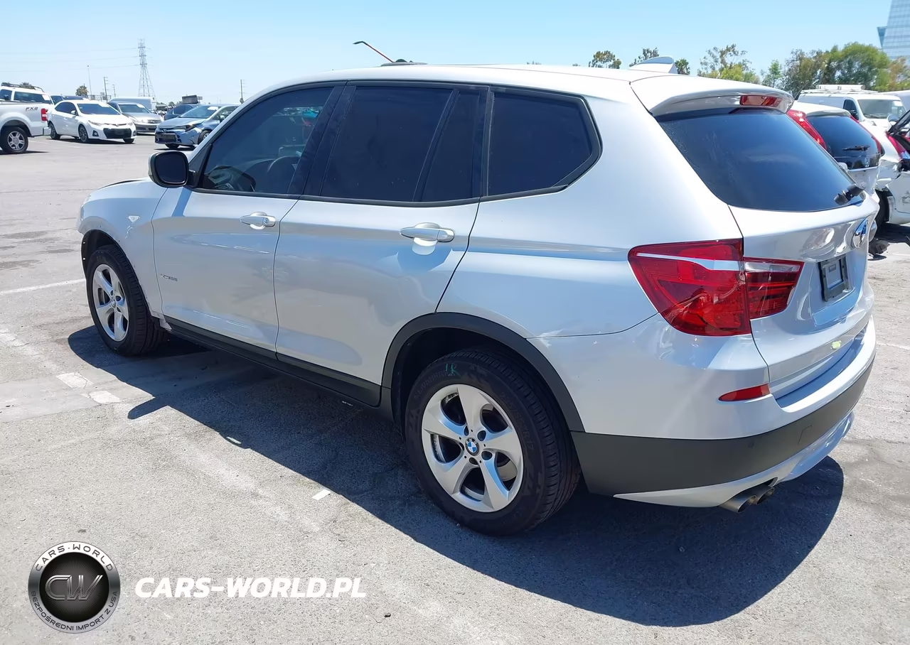 2012 BMW X3 xDrive28I VIN:5UXWX5C52CL724431 - 3