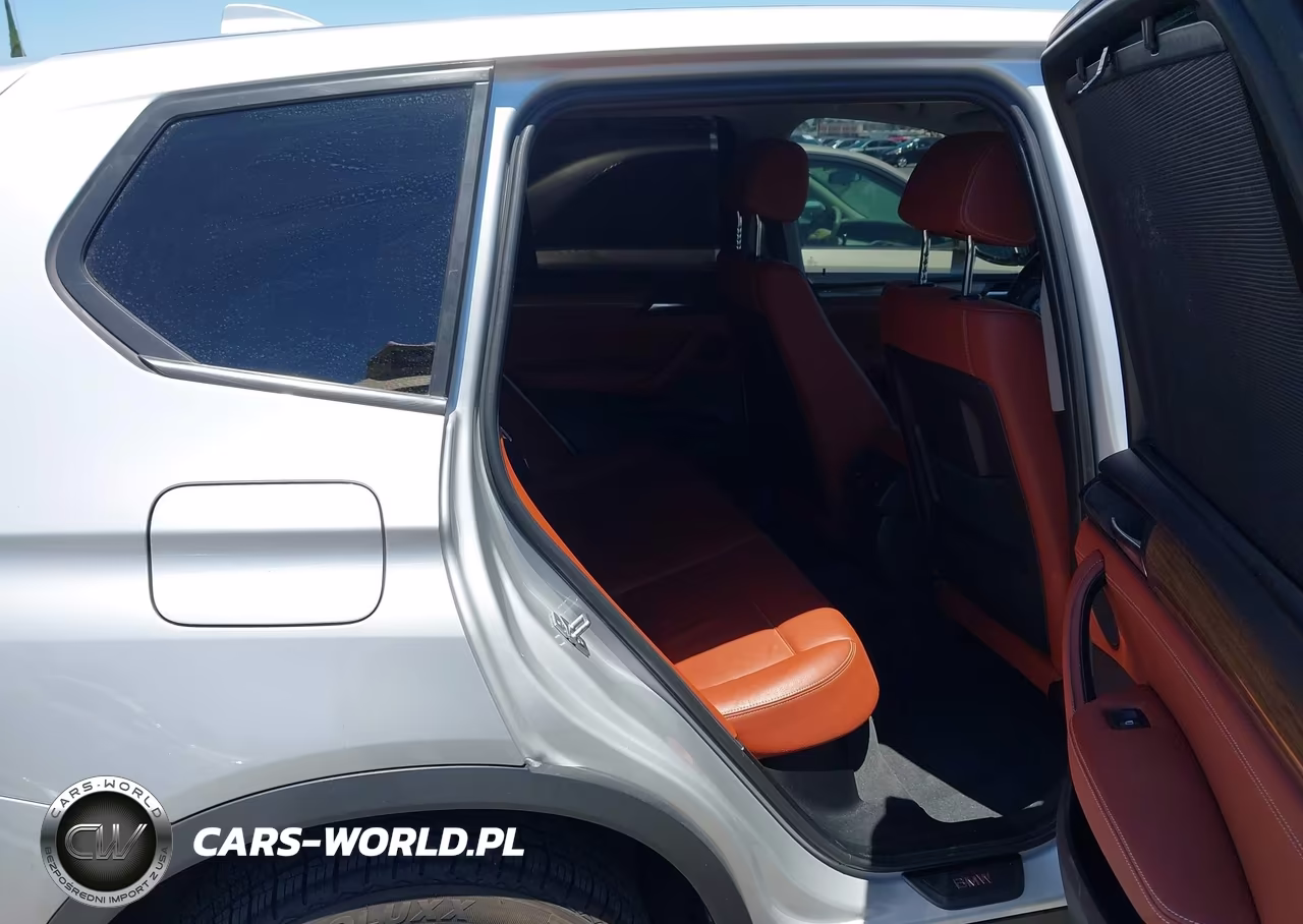 2012 BMW X3 xDrive28I VIN:5UXWX5C52CL724431 - 8