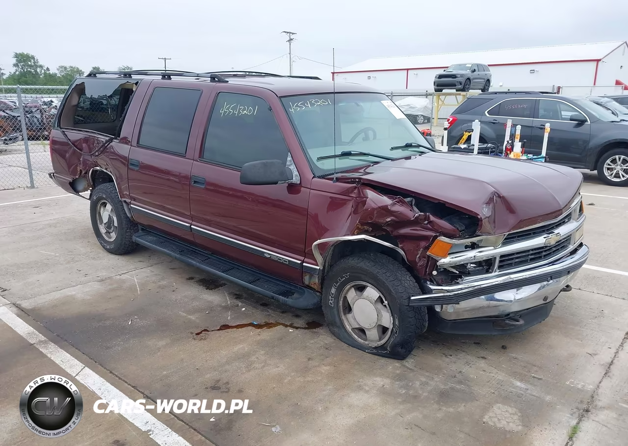 1999 Chevrolet Suburban Lt