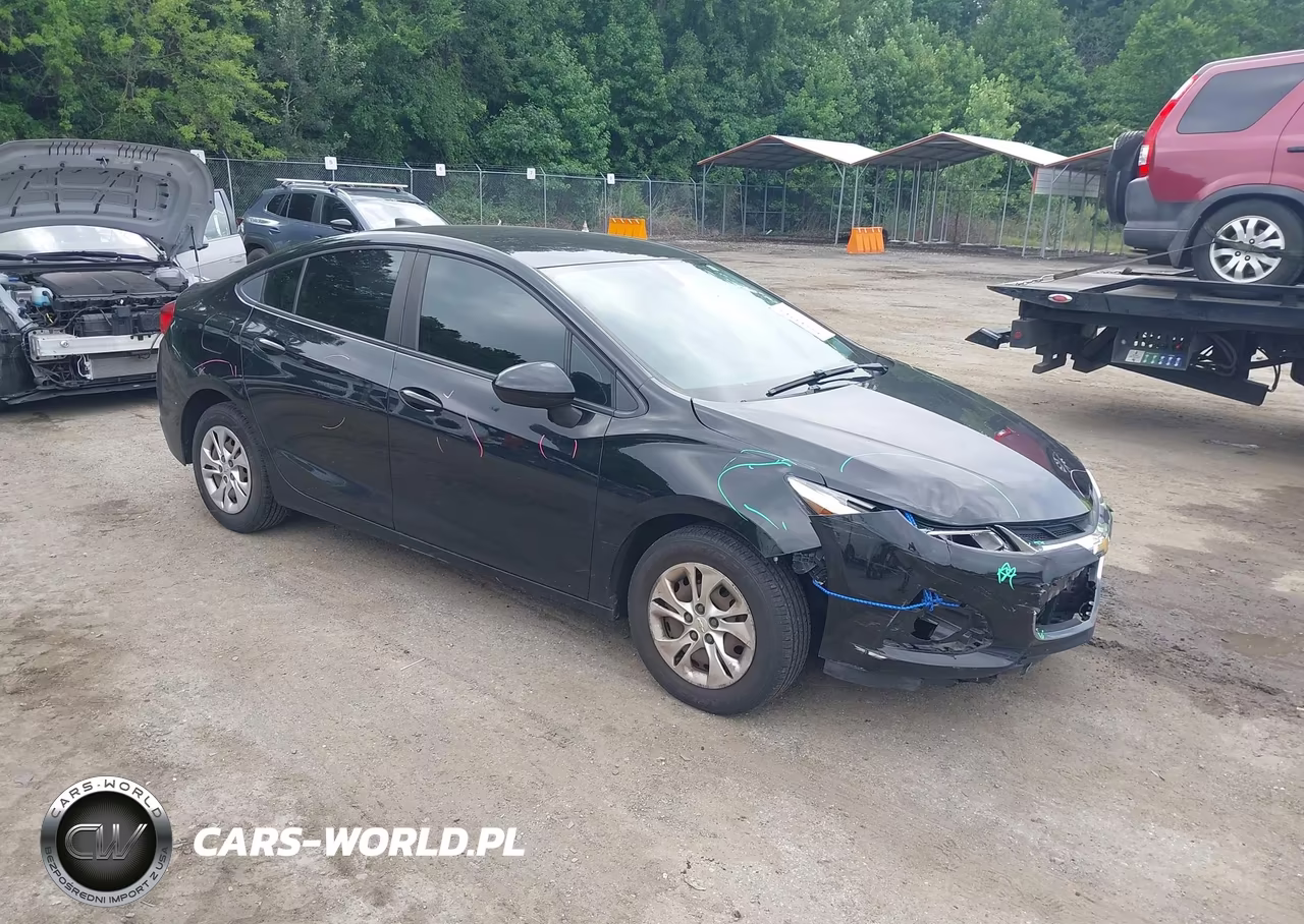 2019 Chevrolet Cruze Ls – zdjęcie 1 z 16