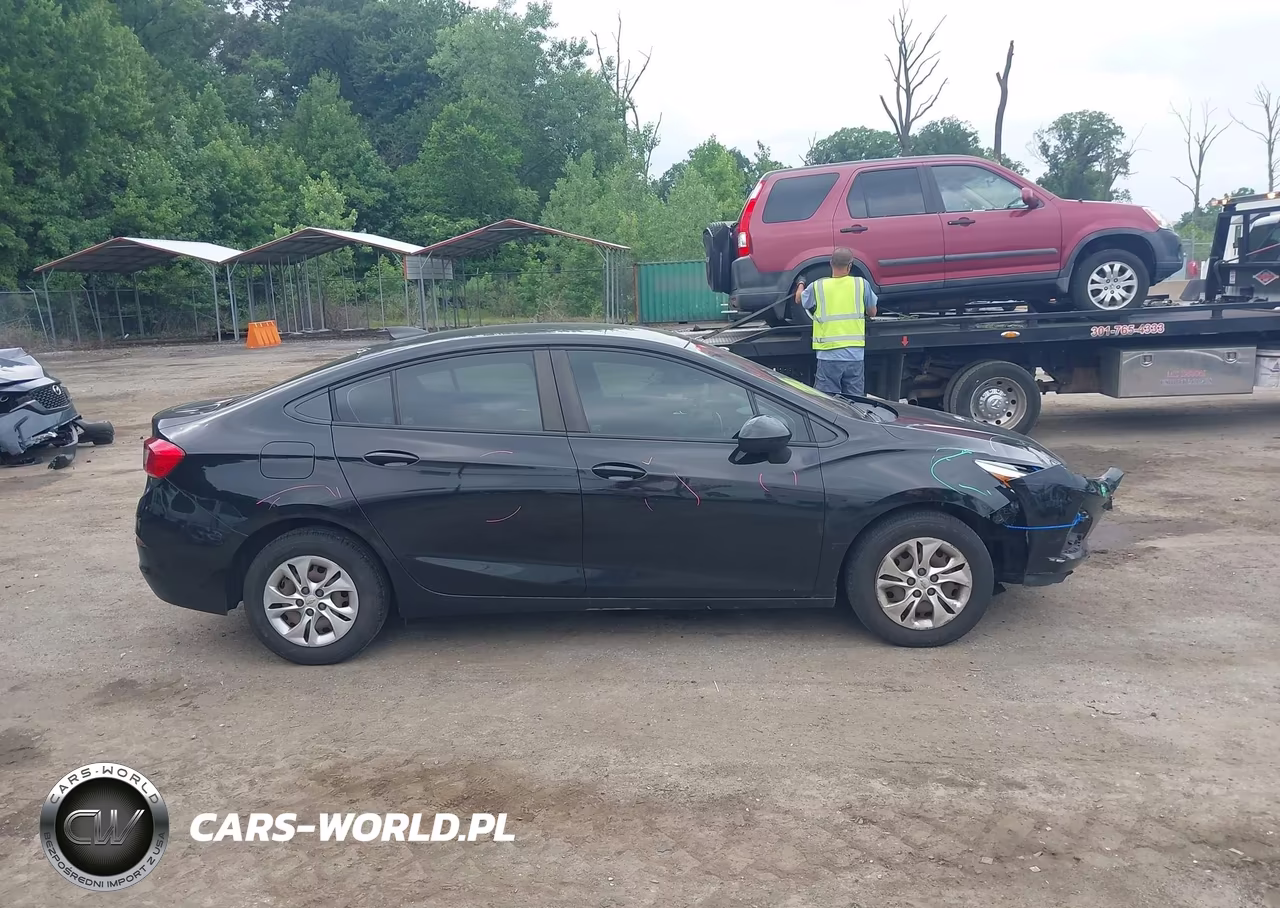 2019 Chevrolet Cruze Ls VIN:1G1BC5SMXK7125622 - 13