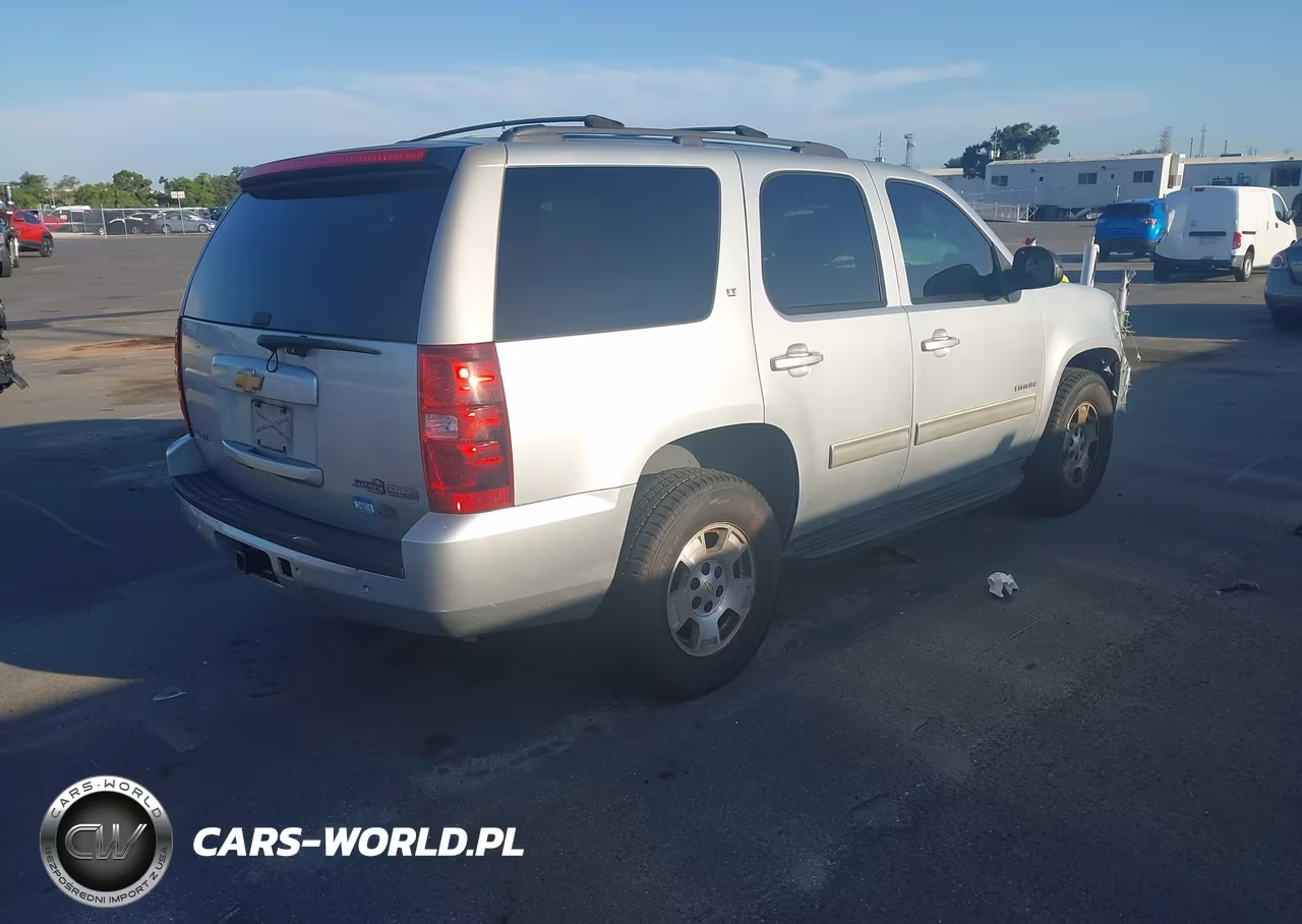 2012 Chevrolet Tahoe Lt VIN:1GNSCBE05CR126625 - 4