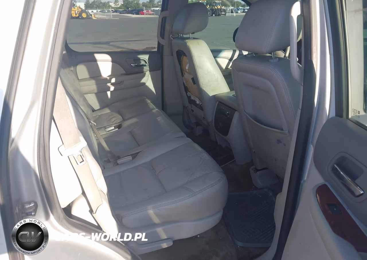 2012 Chevrolet Tahoe Lt VIN:1GNSCBE05CR126625 - 8