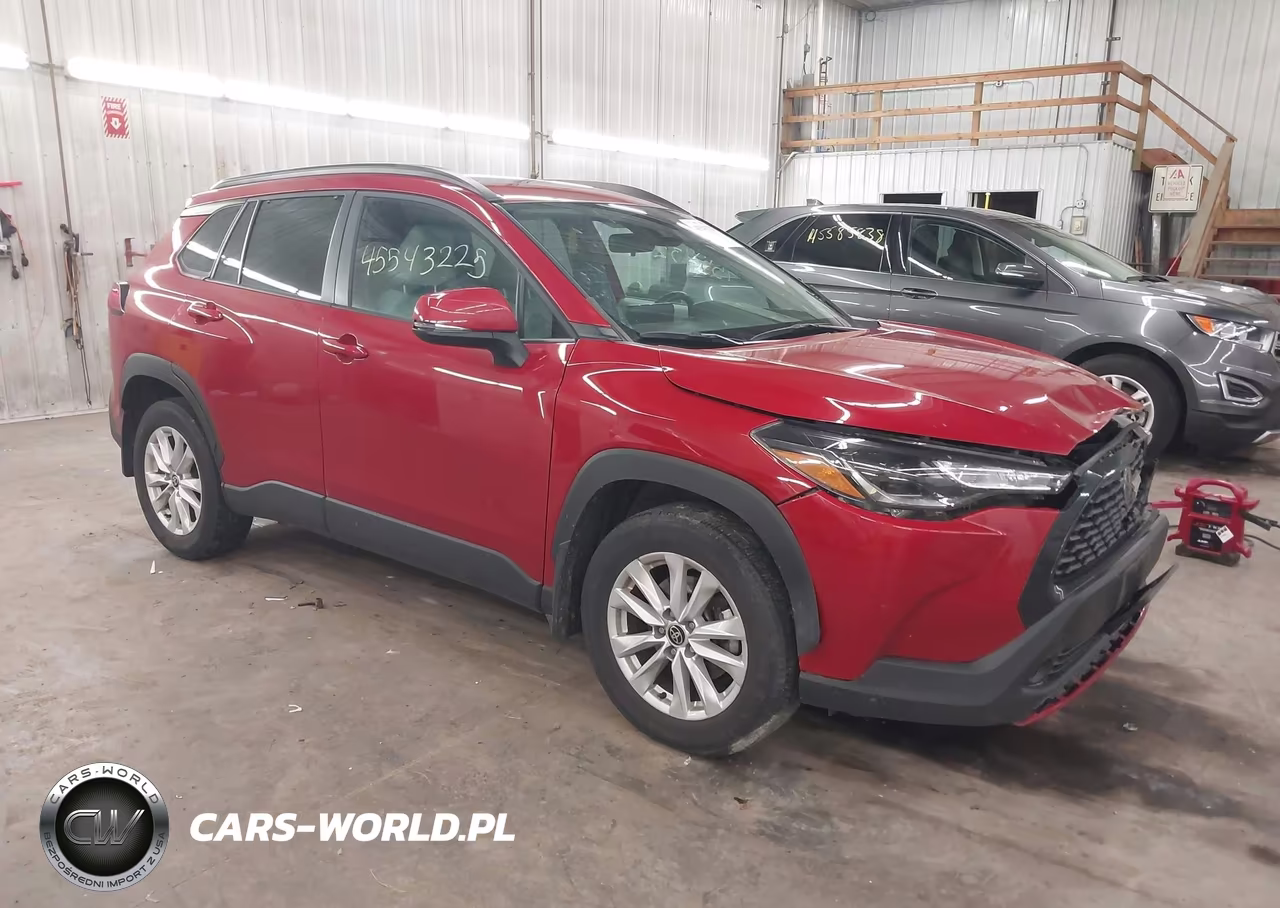 2022 Toyota Corolla Cross Le VIN:7MUBAABG7NV032315 - 1