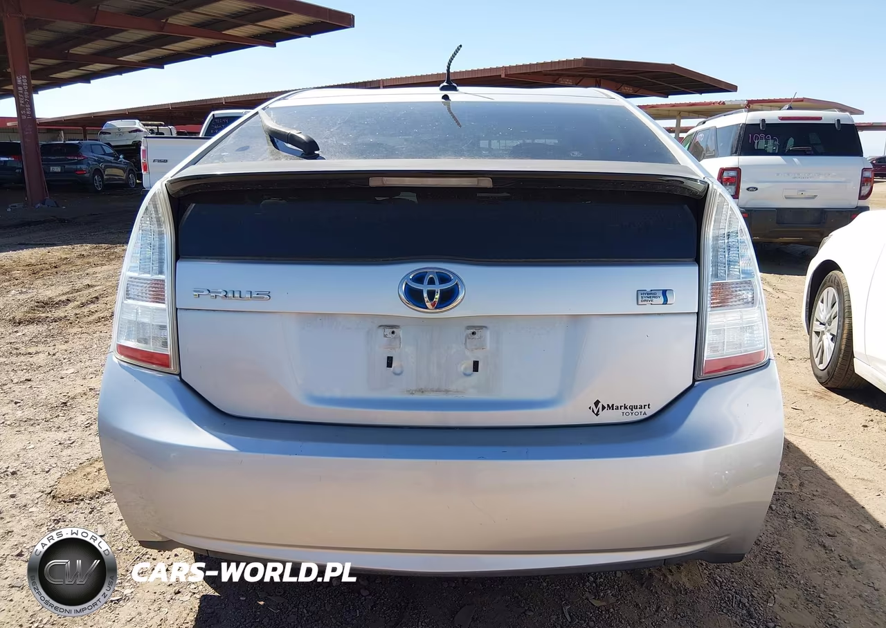 2011 Toyota Prius Two VIN:JTDKN3DU3B1474241 - 16