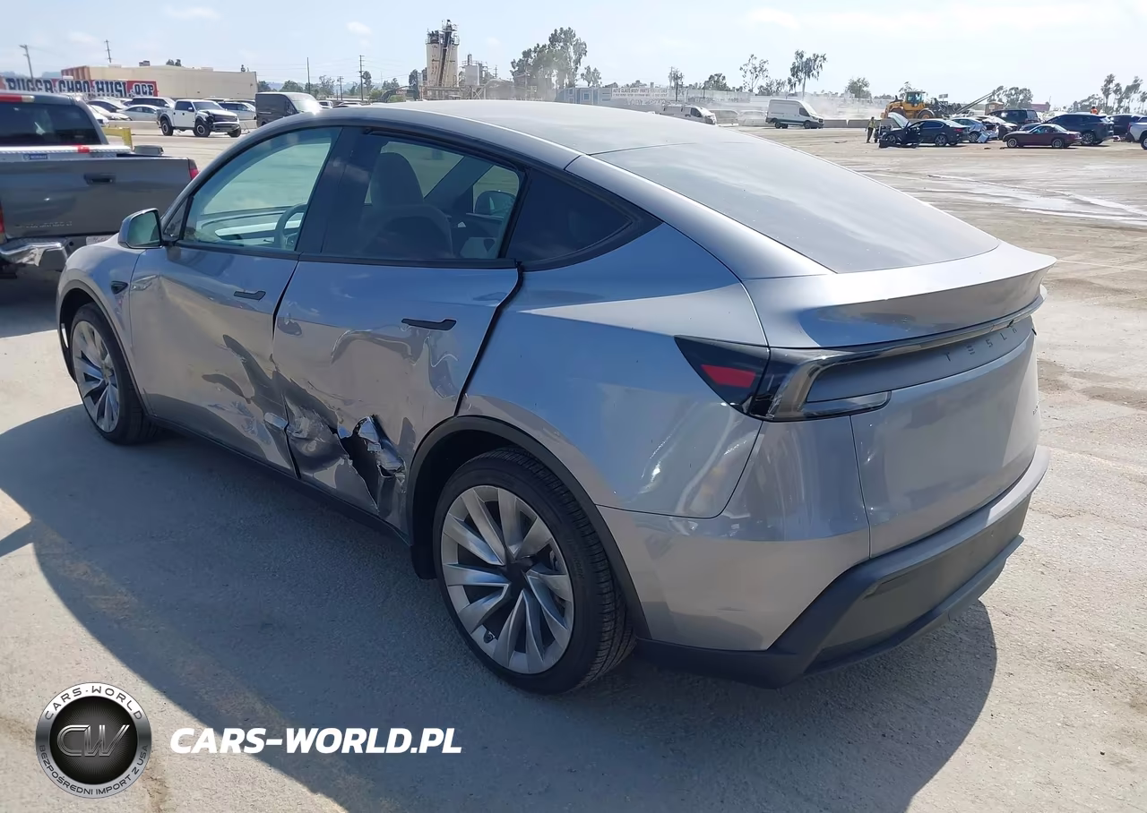 2026 Tesla Model Y All-Wheel Drive-Long Range Launch Series-Premium All-Wheel Drive VIN:7SAYGDEE1TF439758 - 3